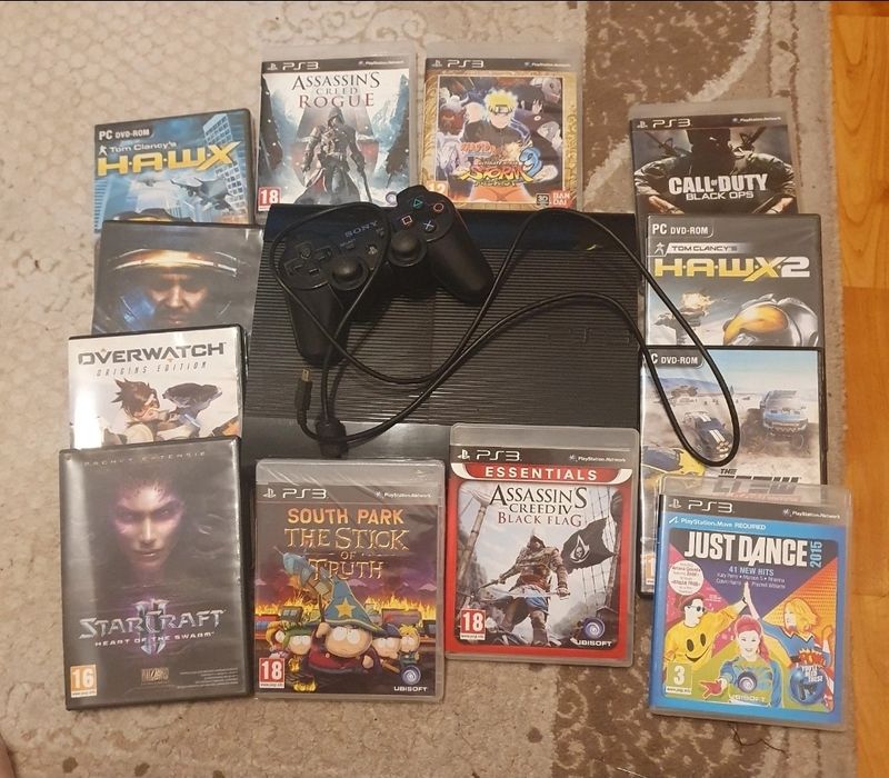 Playstation 3 super slim z grami.
