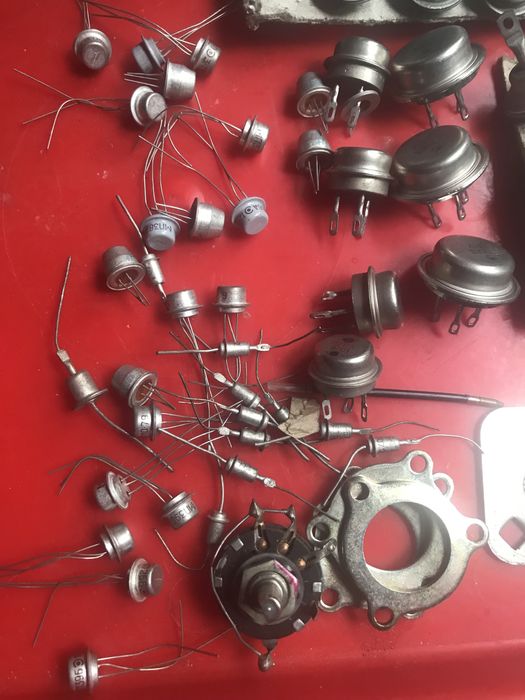 Радіодеталі діоди та транзистори