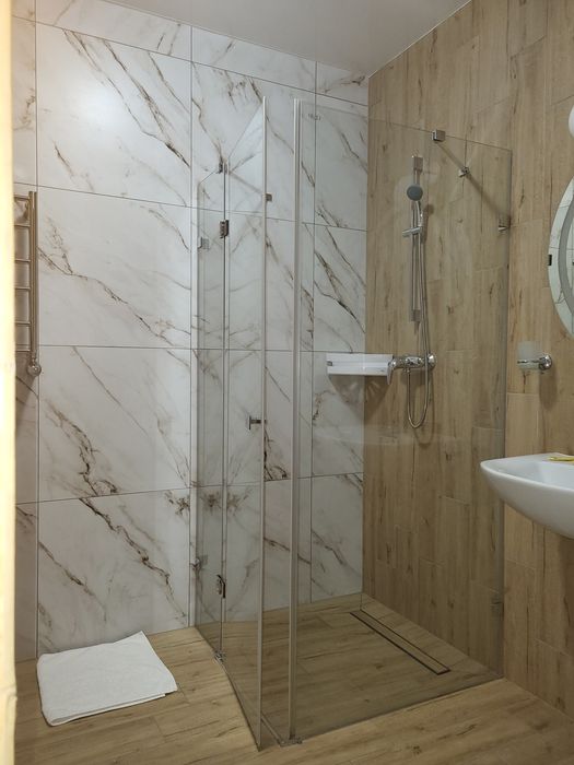 Зняти подобово житло   Карпати /Буковель