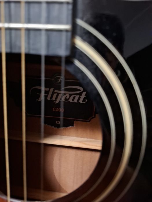 Gitara Akustyczna Flycat C200 Lity Cedr