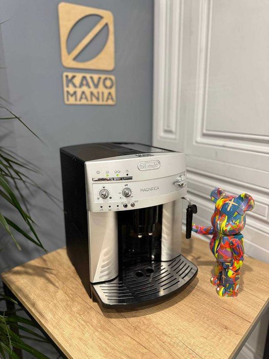 Кофемашина Delonghi Magnifica