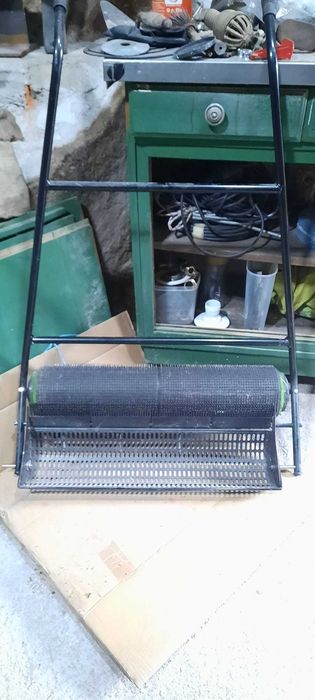 Recolhedor de Azeitonas com balde perfurado