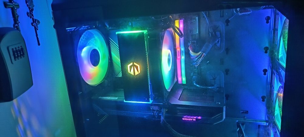 Nowy PC, gw24m, ryzen 5 7500f, 32gb DDR5, Radeon RX9060Xt 16gb, 1tb Ss