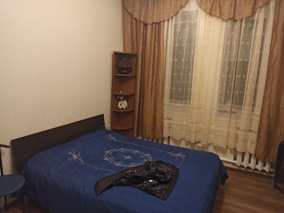 Продам комнату в коммунальной квартире.