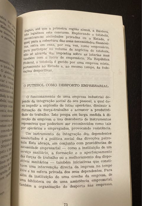 Livro O Futebol Como Ideologia, de Gerhard Vinnai (Anos 70)
