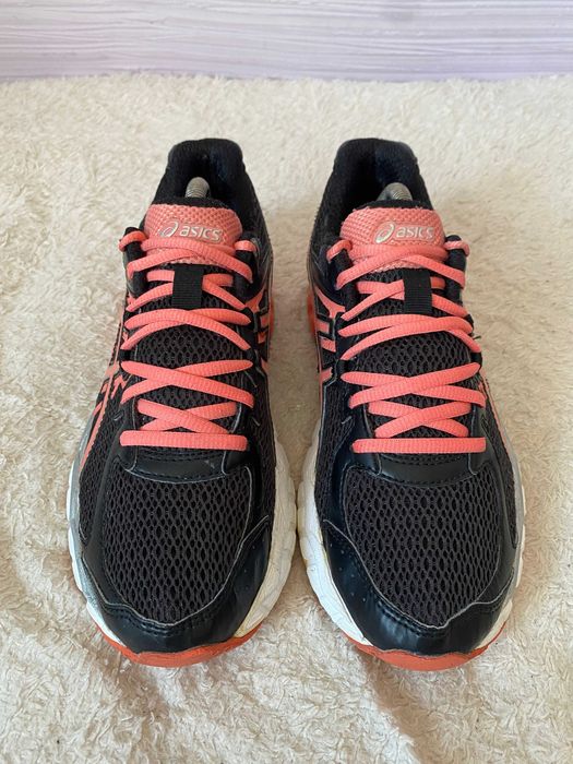 ASICS Gel-Kumo 5 женские беговые кроссовки 38-39р 24,5см оригинал
