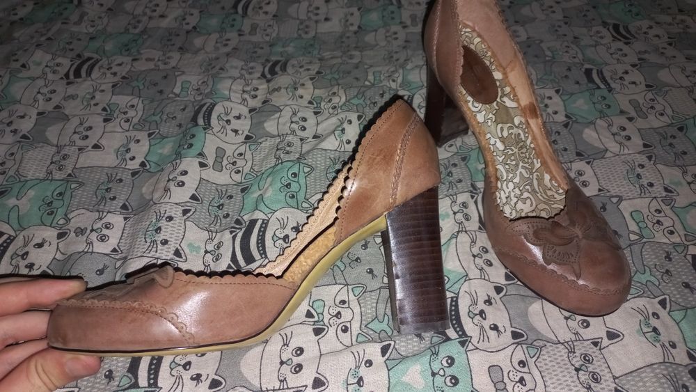 Туфли на каблуках Braska, кожа