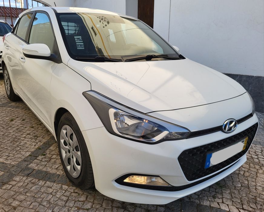 Hyundai i20 II 1.1 CRDi 75cv Van IVA dedutível