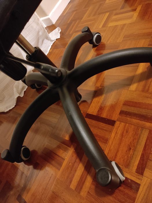 Cadeira com rodas ikea