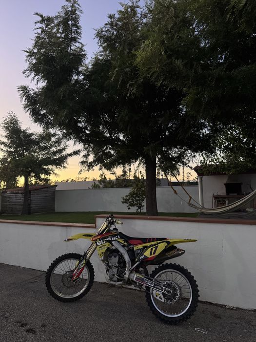 Vendo Suzuki rmz 250 2014