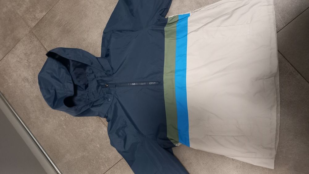 Kurtka wiatrówka 146-152 chłopięca