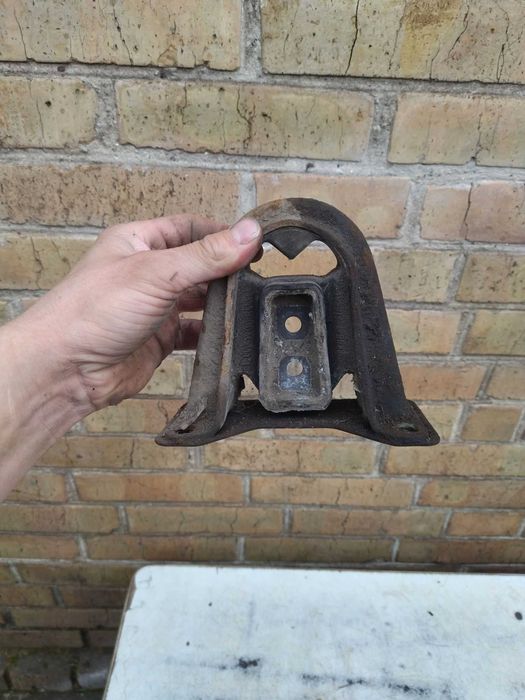 Подушка Редуктора Форд Сиера Скорпио Ford Scopio Sierra Не дорого: 200 ...