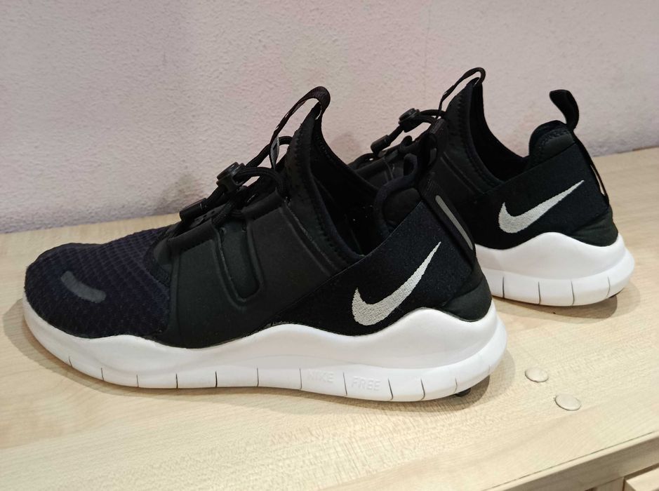 кросівки Nike Free RN Commuter р42 26см.