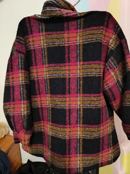 Casaco / camisa da Zara  tamanho M mas veste até L