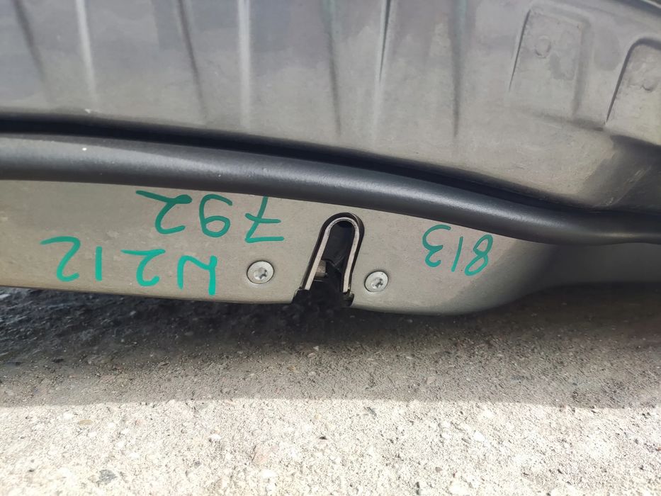 Mercedes E Klasa W212 Drzwi Prawe Przednie Przód 792