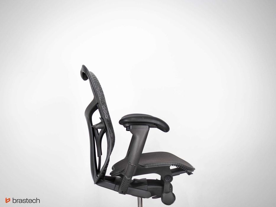 Fotel biurowy Herman Miller Mirra 2