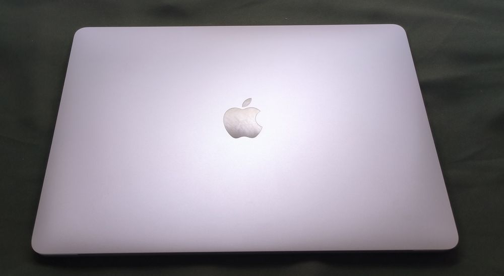 Apple MacBook Pro i5 - 7360U