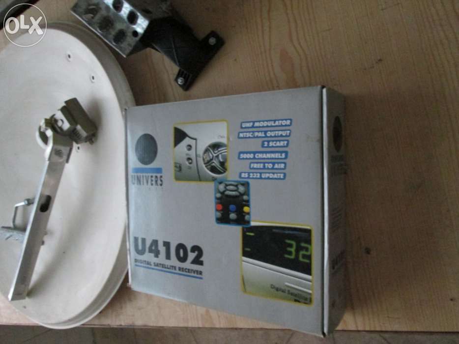 Receptor de satélite U 4102 com prato original