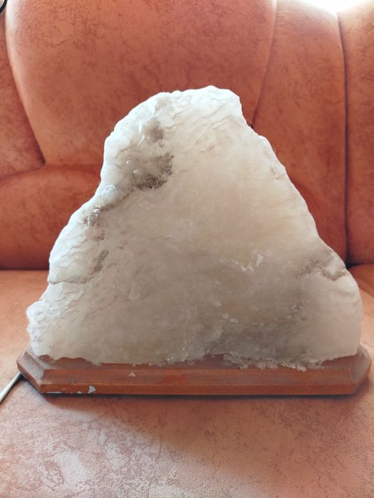 Светильник из гималайской соли