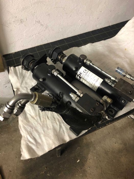Siłownik ,cylinder hydrauliczny M-42 Jack cylinder 10 ton