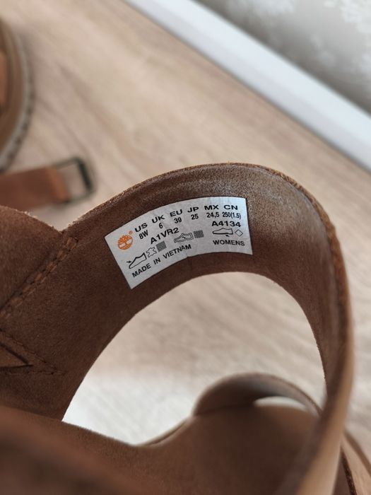 Босоніжки шкіряні Timberland 39