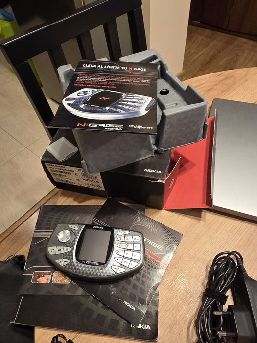 Nokia N-Gage komplet bogaty zestaw uszkodzony