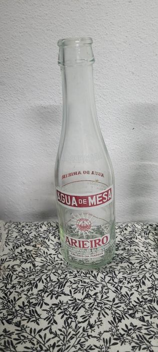 Garrafas de vidro antigas