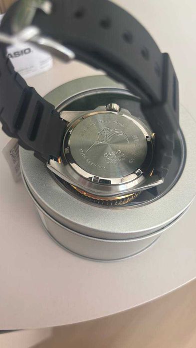 Zegarek Casio Nowy 200m Waterproof