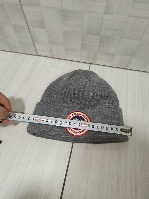 шапка-бини Canada Goose серая оригинал