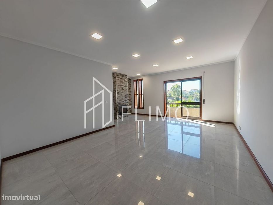 Apartamento T3 Paços de Brandão