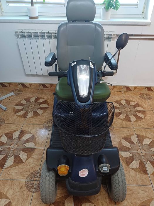 Wózek inwalidzki elektryczny