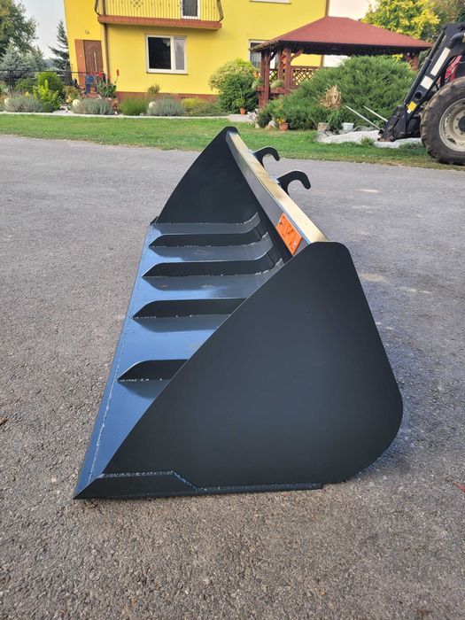 Łyżka do tura ciągnika do ładowacza czołowego łych 1.6m 1.8m 2.0m 2.2m