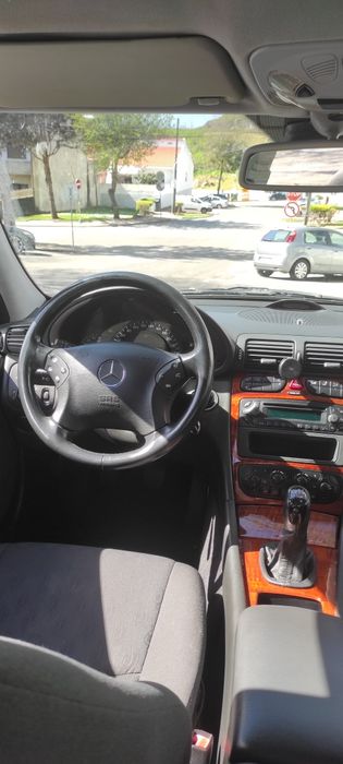 Mercedes Benz C220