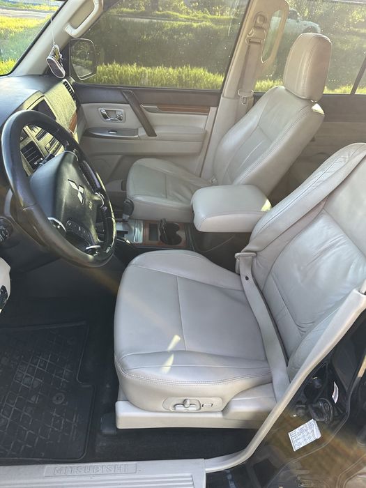 Мітсубісі паджеро вагон