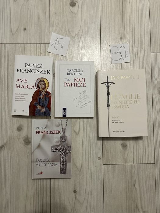 Książki jak nowe, większość nieużywanych