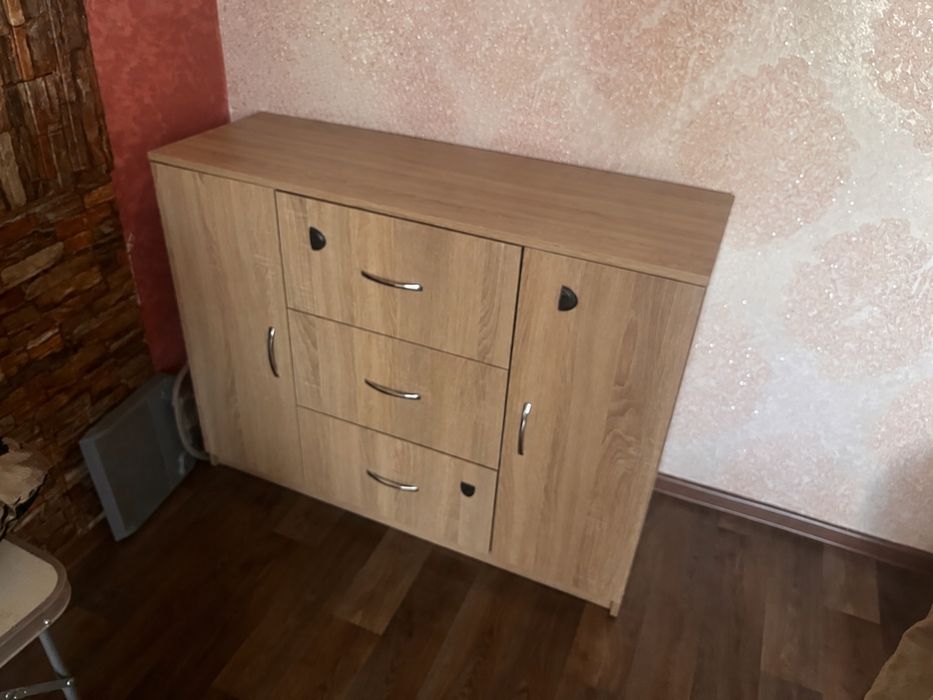 Комод як новий світлий дуб