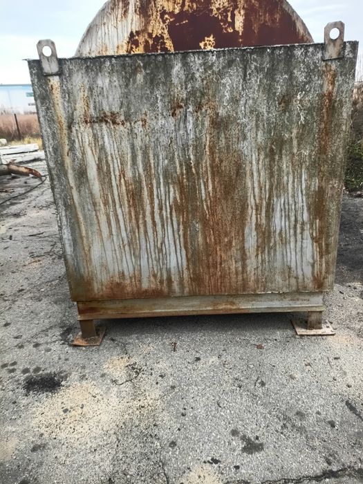 Продам резервуари