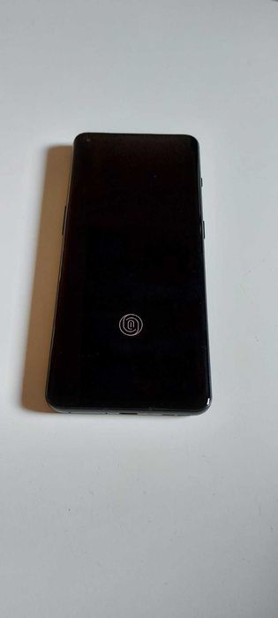 Oneplus 10 Pro - 128 GB + 8 GB + Extras (2 capas + protector ecrã)