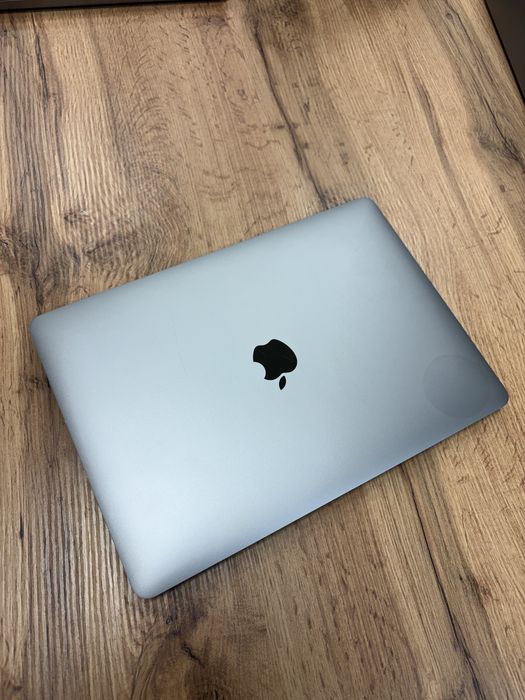 Macbook Pro M1 16/256gb 2021, чудовий апарат, ГАРАНТІЯ