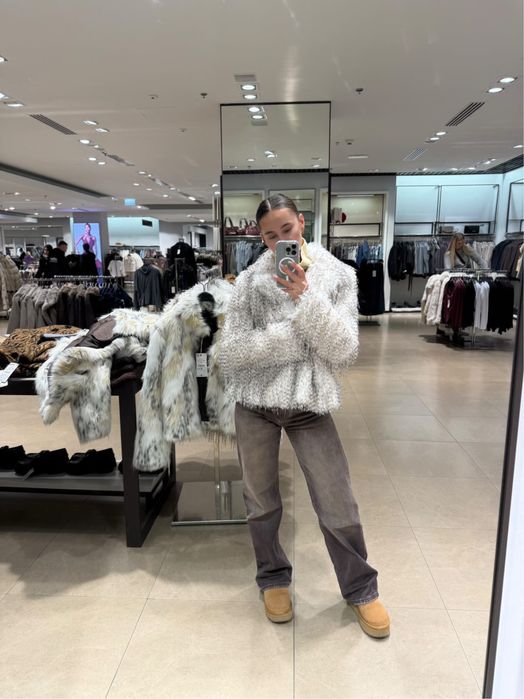 Stylowe futerko z eko-futra – Zara