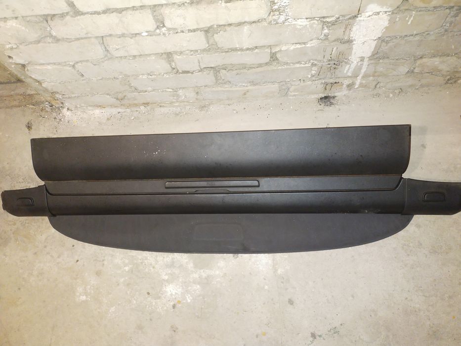 Roleta bagażnika Volvo V50, amortyzatory tył