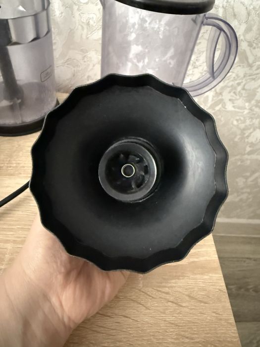 Блендер Philips 600 watt