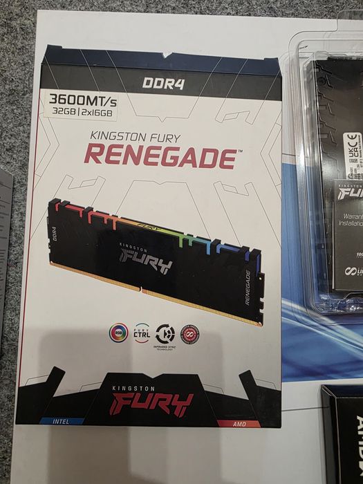 Kingston FURY Renegade RGB DDR4 32 gd нова, гарантія