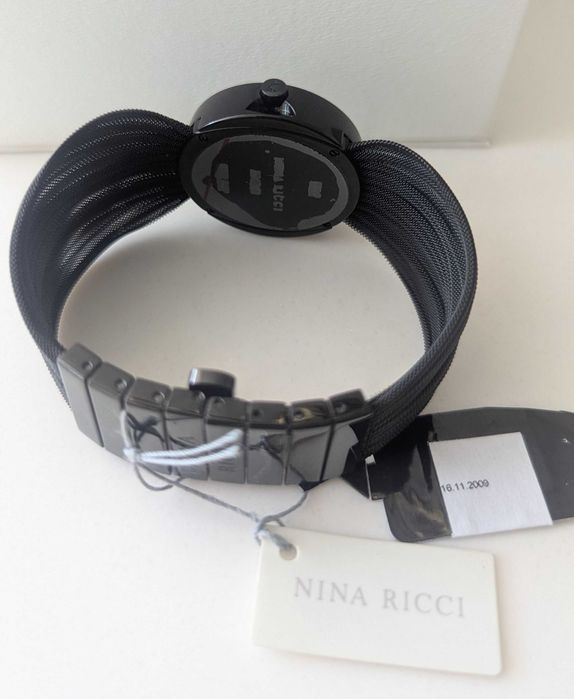 Женские швейцарские часы Nina Ricci (кварц, новые в пленках)