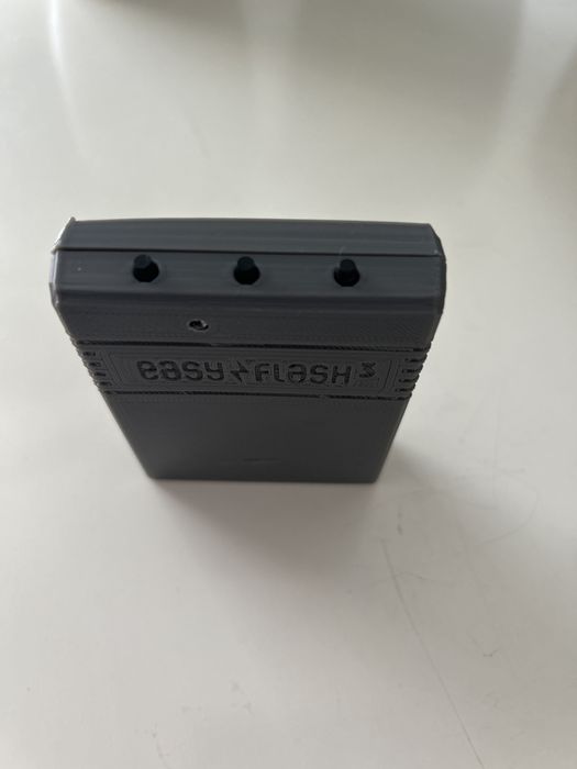 EasyFlash 3 (EF3) – Multicartridge do Commodore 64 / C128 + Obudowa 3D