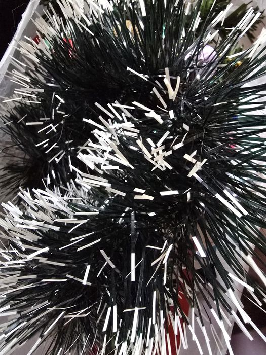 Мішура для ялинки