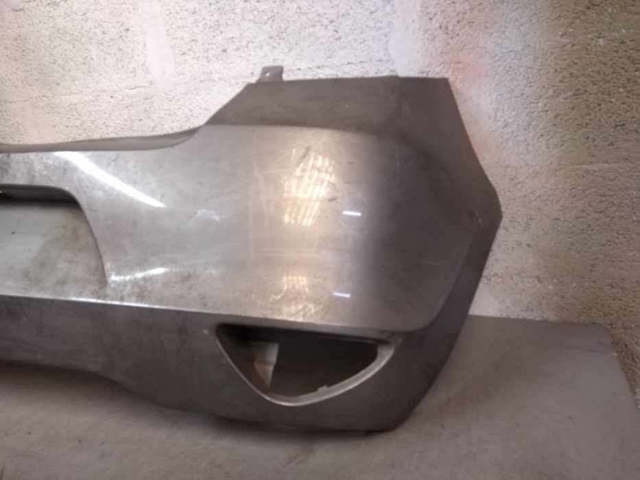 Vendo Para-choque de tras Renaut Clio 3 ano 2008/12