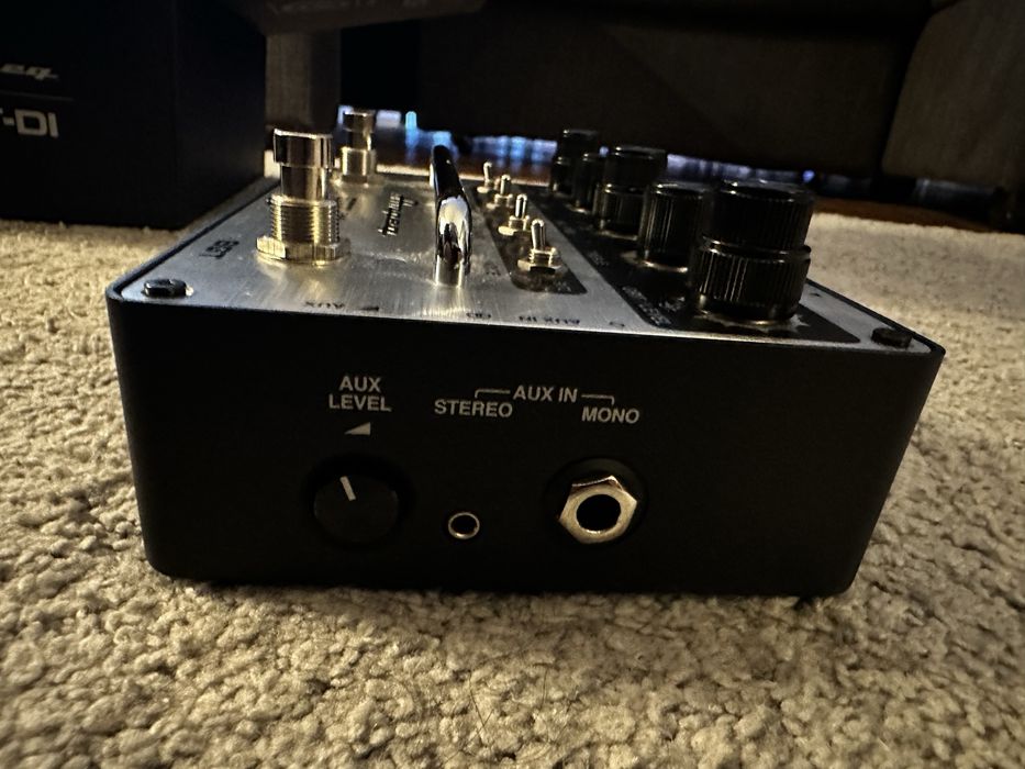 AMPEG SGT-DI preamp de baixo.