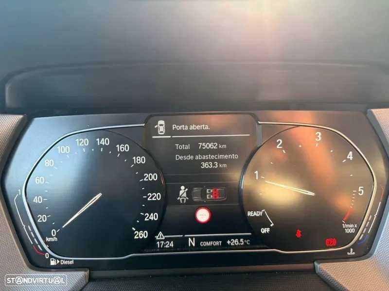 2021 BMW serie 1 D