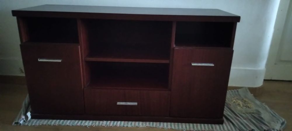 Movel de sala em cerejeira